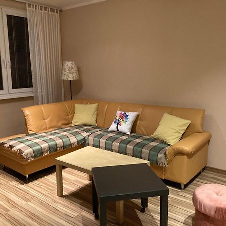 Apartman Hodonin 7 7 7 2 3 4 1 9 4 Buitenkant foto